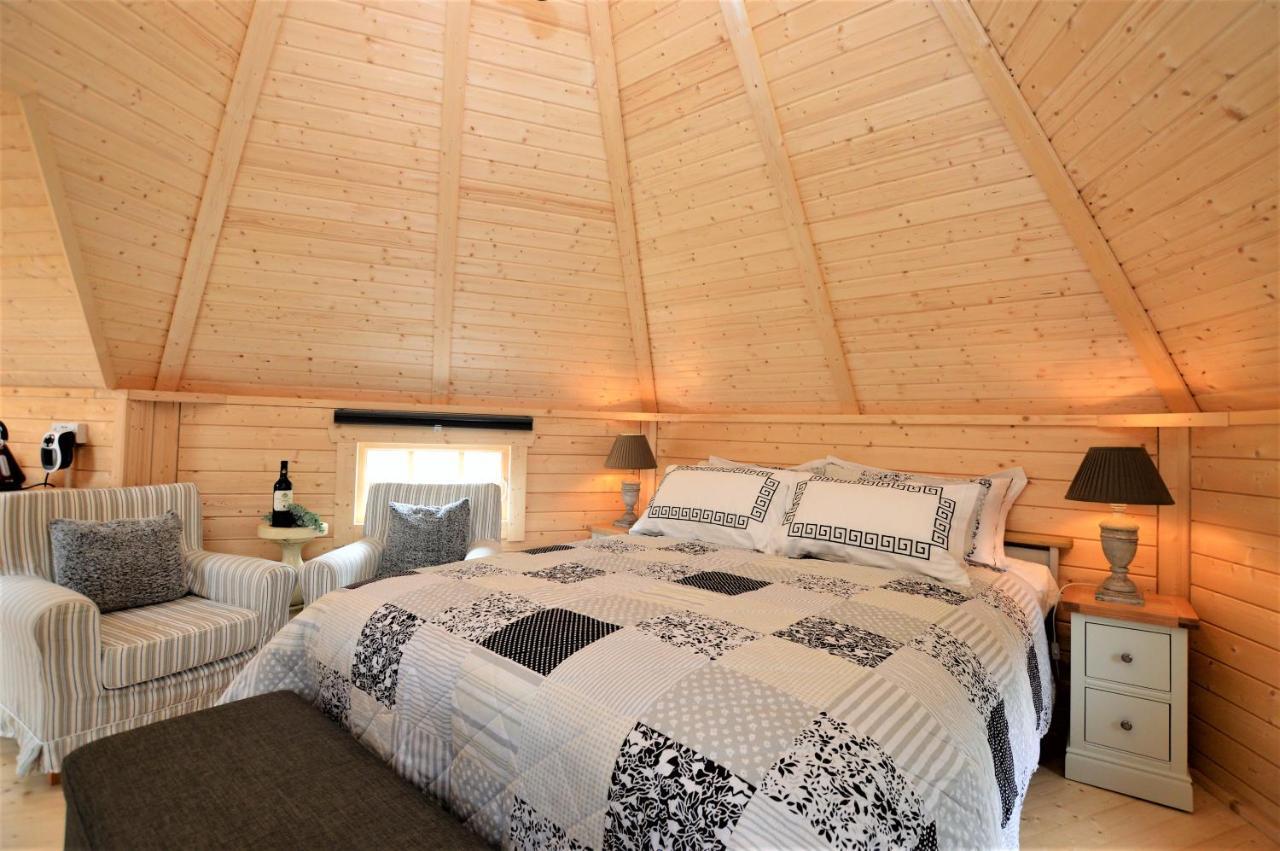 Seal Point Cabin - Luxury Glamping Cairndow Exterior foto